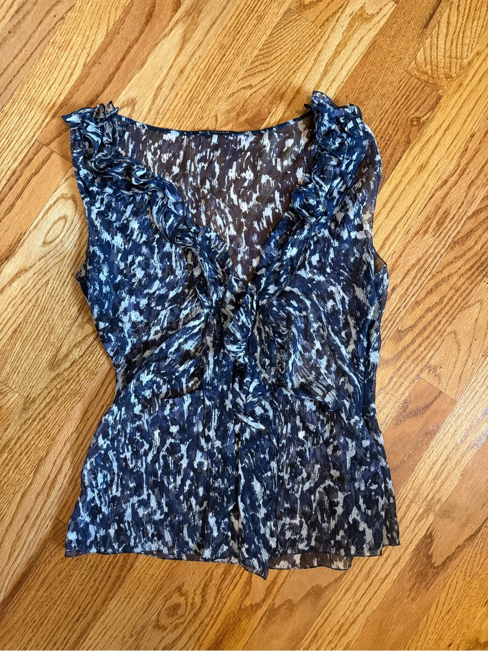 Elie Tahari Navy and White Ruffle V-Neck Sleeveless Sheer Blouse - Picture 4 of 6